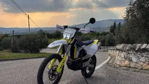 Husqvarna 701 Enduro (2023 - 25)  (3)