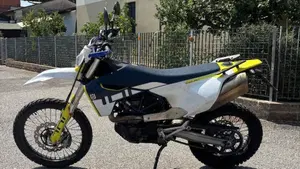 Husqvarna 701 Enduro (2023 - 25)  (4)