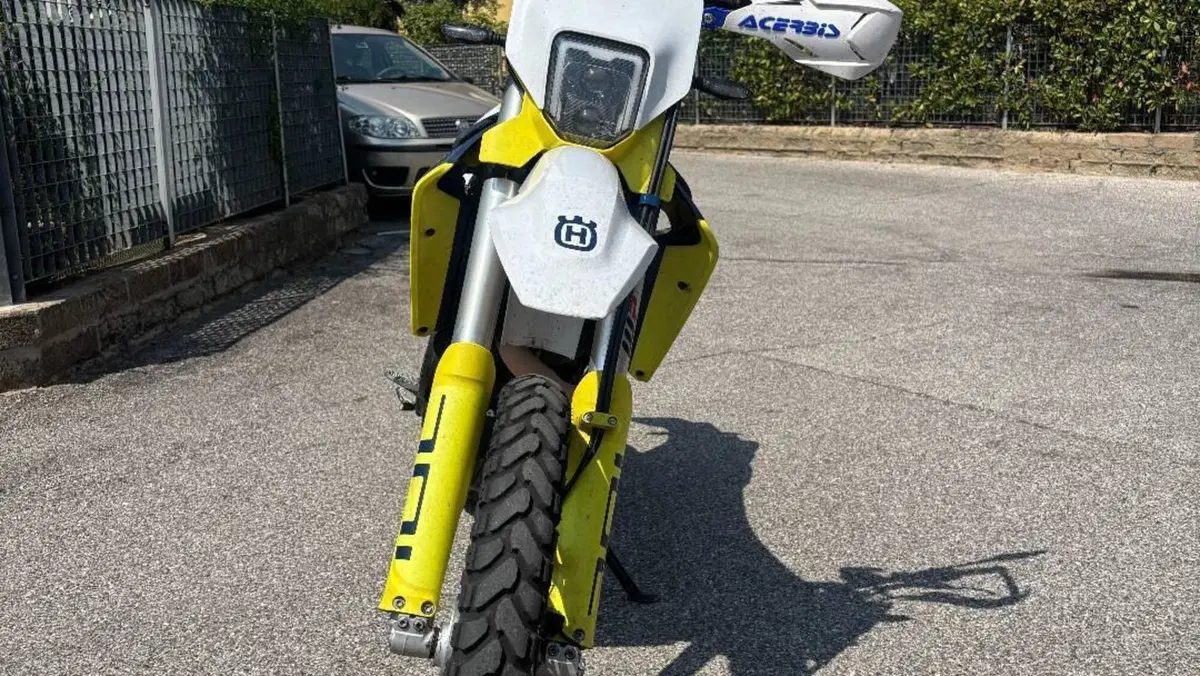 Husqvarna 701 Enduro (2023 - 25)  (7)
