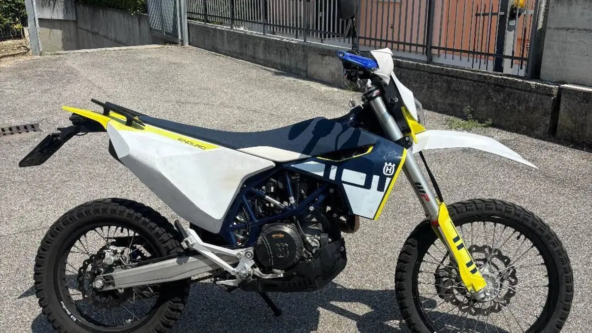 Husqvarna 701 Enduro (2023 - 25)  (8)