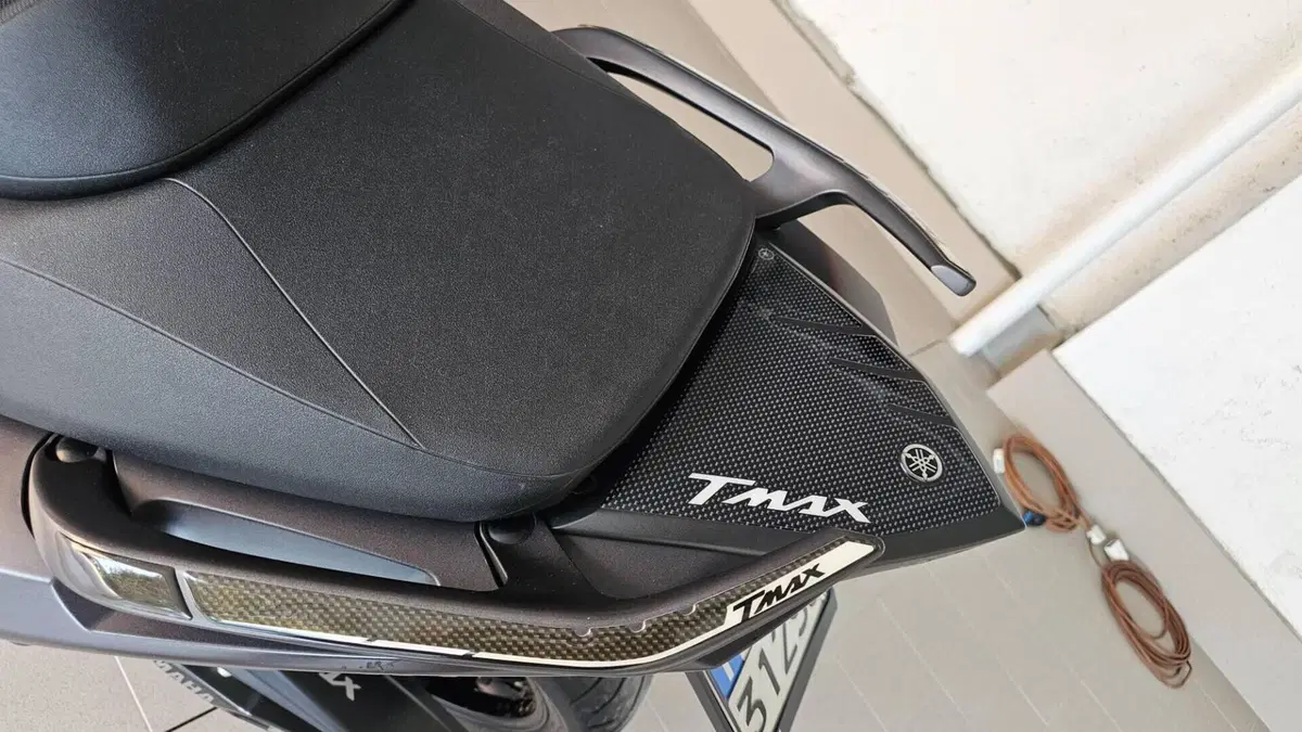 Yamaha T-Max 530 ABS (2015 - 17)  (5)