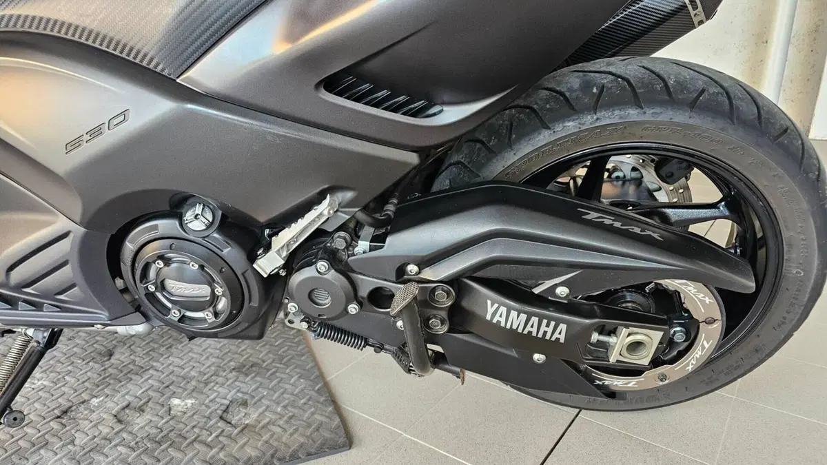Yamaha T-Max 530 ABS (2015 - 17)  (7)