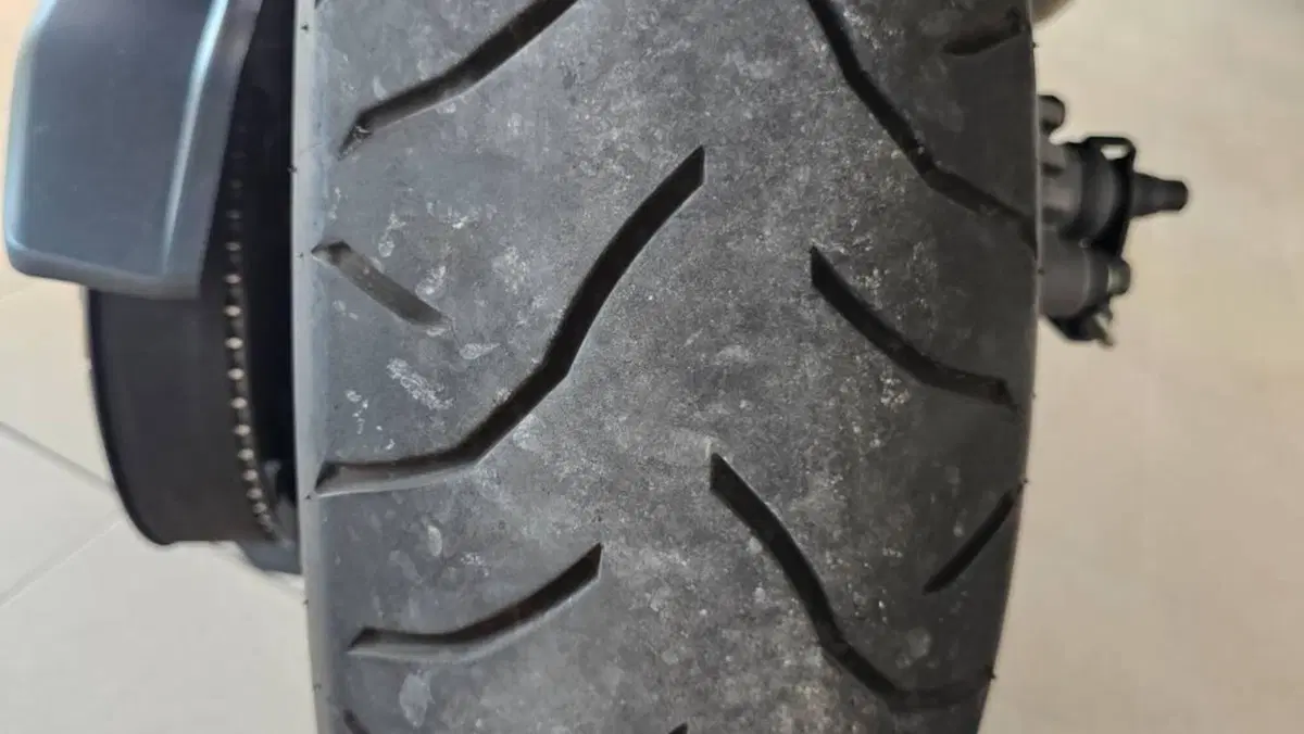 Yamaha T-Max 530 ABS (2015 - 17)  (12)