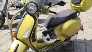 Vespa GTS 300 Super Sport (2023 - 24) 