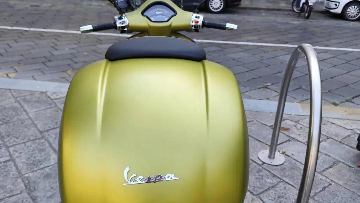 Vespa GTS 300 Super Sport (2023 - 24)  (3)