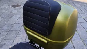 Vespa GTS 300 Super Sport (2023 - 24)  (8)