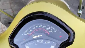 Vespa GTS 300 Super Sport (2023 - 24)  (9)