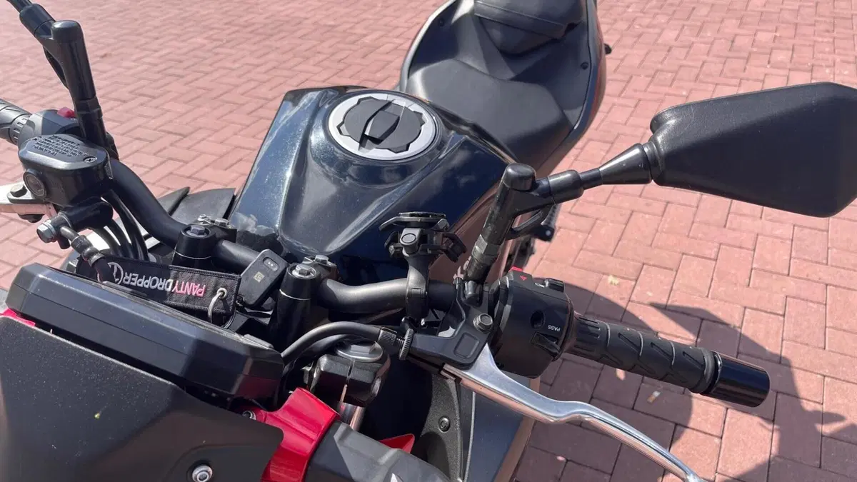 Kawasaki Z 500 SE (2024 - 26)  (8)