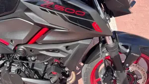 Kawasaki Z 500 SE (2024 - 26)  (12)