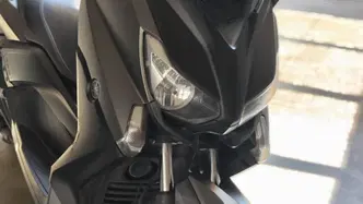 Yamaha X-Max 400 Momodesign ABS (2014 - 16) usata