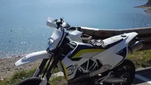 Husqvarna 701 Supermoto (2017 - 19)  (5)