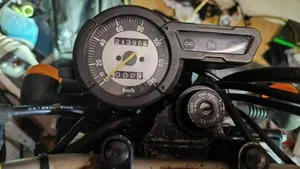 Yamaha Tricker  (3)