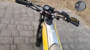 Yamaha Tricker  (8)