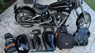 Harley-Davidson 1584 Rocker C (2009 - 11) - FXCWC