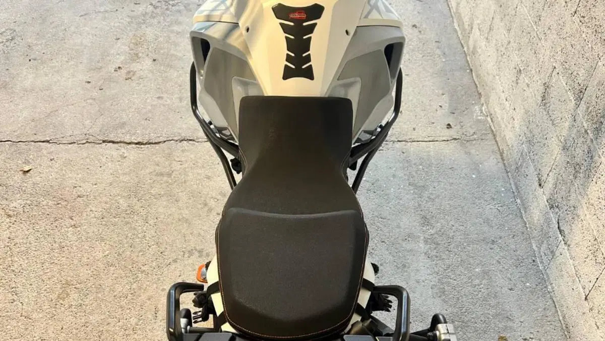 KTM 1290 Super Adventure T (2017)  (3)