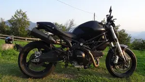Ducati Monster 696 Plus (2007 - 14)  (3)