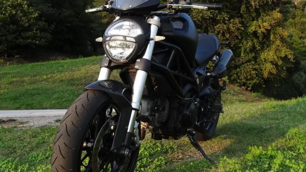 Ducati Monster 696 Plus (2007 - 14)  (4)