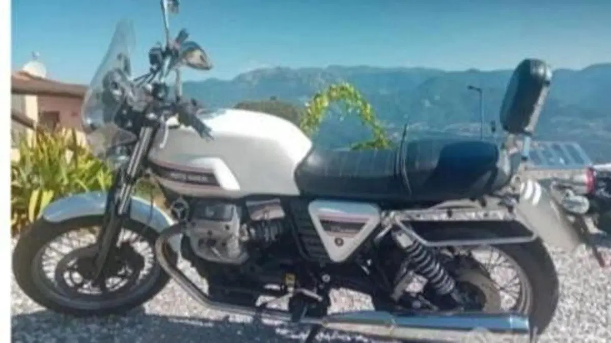Moto Guzzi V7 Classic (2008 - 12)  (2)