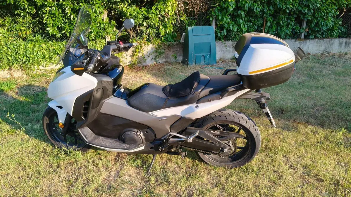 Honda Integra 750 DCT (2016 - 17)  (6)