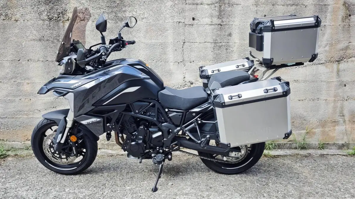 Benelli TRK 702 (2023 - 25)  (2)