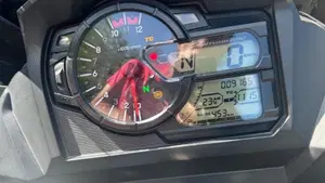 Suzuki V-Strom 650XT (2021 - 25)  (2)