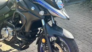 Suzuki V-Strom 650XT (2021 - 25)  (3)