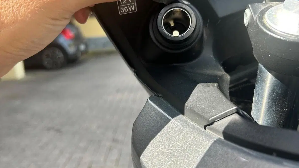Suzuki V-Strom 650XT (2021 - 25)  (10)