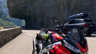 Aprilia Tuono V4 Factory (2021 - 24)