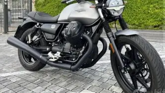 Moto Guzzi V7 Stone (2021 - 24)