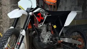 KTM 450 SX-F (2010) 