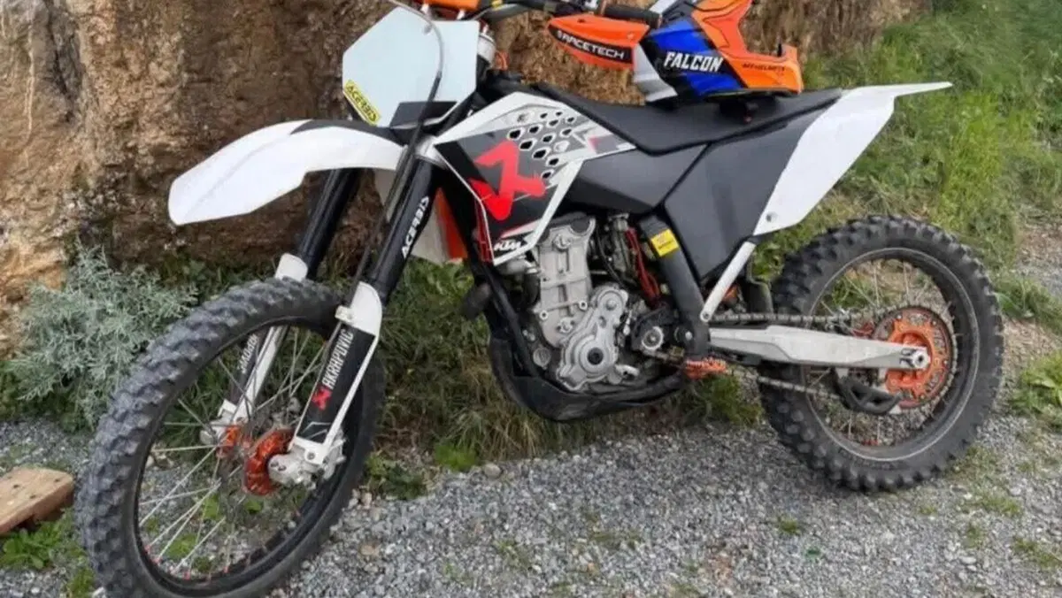 KTM 450 SX-F (2010)  (3)