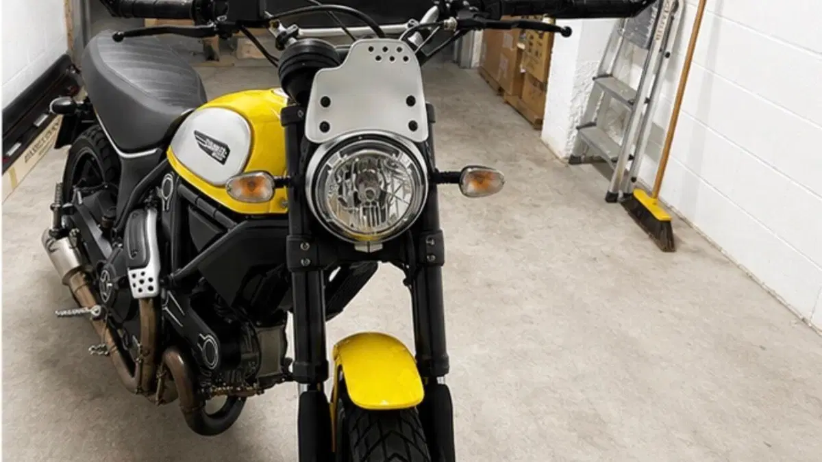 Ducati Scrambler 800 Classic (2015 - 16) 