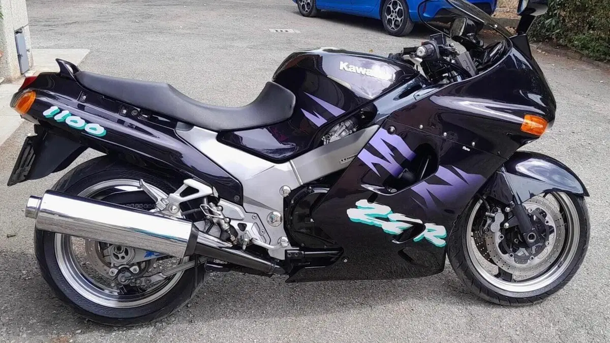 Kawasaki ZZR 1100 (1989 - 01)  (10)