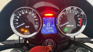 Kawasaki Z 900 RS (2018 - 20)  (2)
