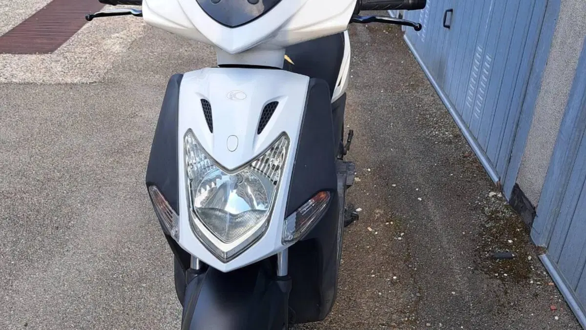 Kymco Agility 125 R16 (2008 - 17)  (2)