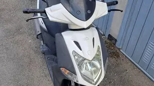Kymco Agility 125 R16 (2008 - 17)  (4)