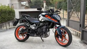 KTM 125 Duke (2024 - 25) 