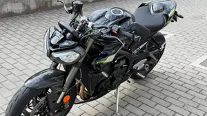 Triumph Street Triple 765 RS (2023 - 26)  (4)