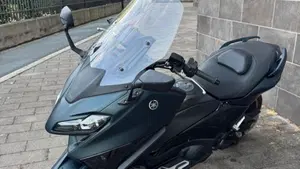 Yamaha T-Max 560 Tech Max (2022 - 24)  (3)