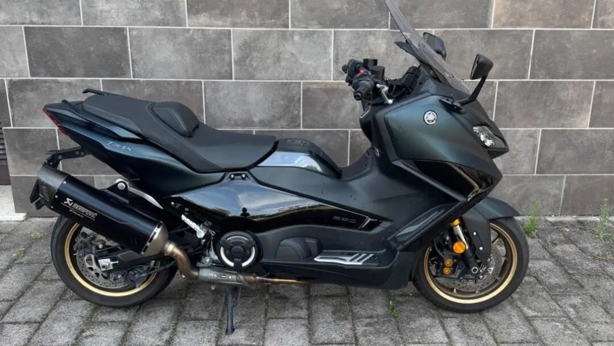 Yamaha T-Max 560 Tech Max (2022 - 24)  (4)