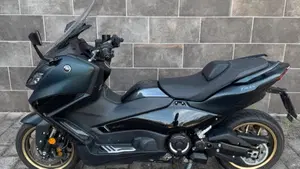 Yamaha T-Max 560 Tech Max (2022 - 24)  (6)