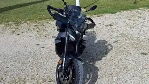 Yamaha MT-09 Y-AMT (2024 - 26)  (3)