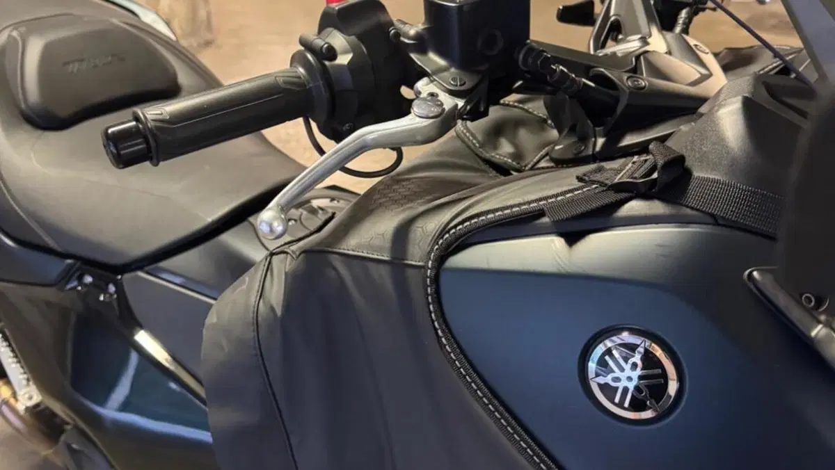 Yamaha T-Max 560 Tech Max (2022 - 24)  (17)