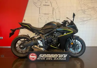 Honda CBR 650 R E-Clutch (2024 - 26) - Annuncio 10091843