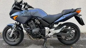 Honda CBF 600 (2004 - 06)  (3)