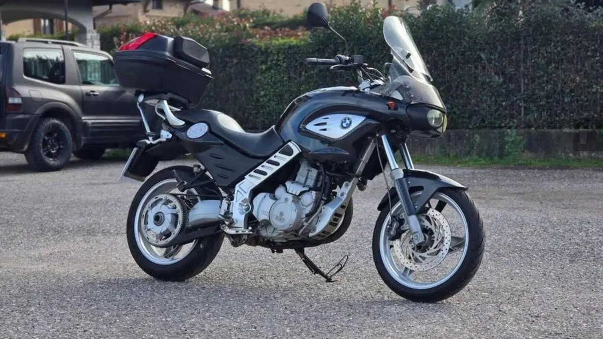 Bmw F 650 CS Scarver (2001 - 06)  (2)