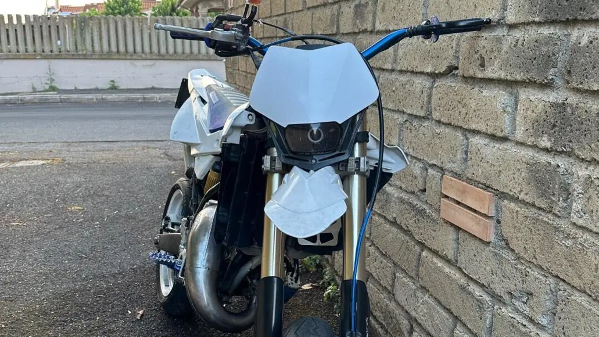 Husqvarna SM 125 (2009)  (4)