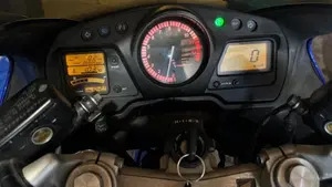 Honda CBR 1100 XX  (2001 - 06)  (4)