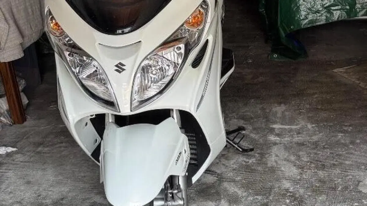 Suzuki Burgman AN 400 ABS (2010 - 13) 