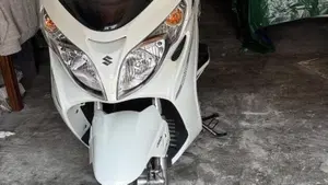 Suzuki Burgman AN 400 ABS (2010 - 13) 